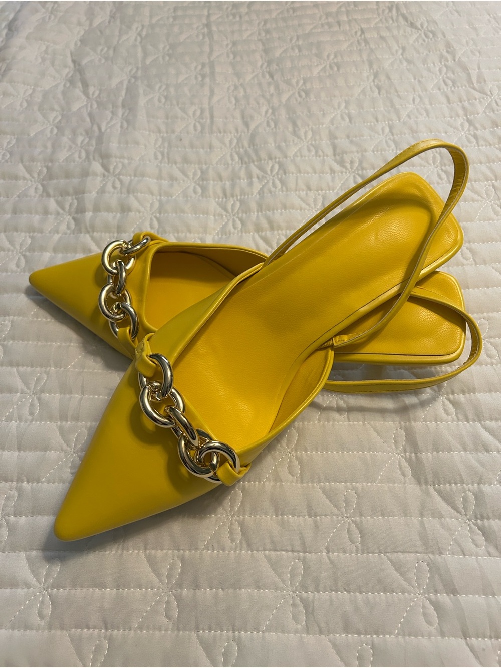 SHEIN Bright Yellow Pointed Slingback Flats with Chunky Silver Chain